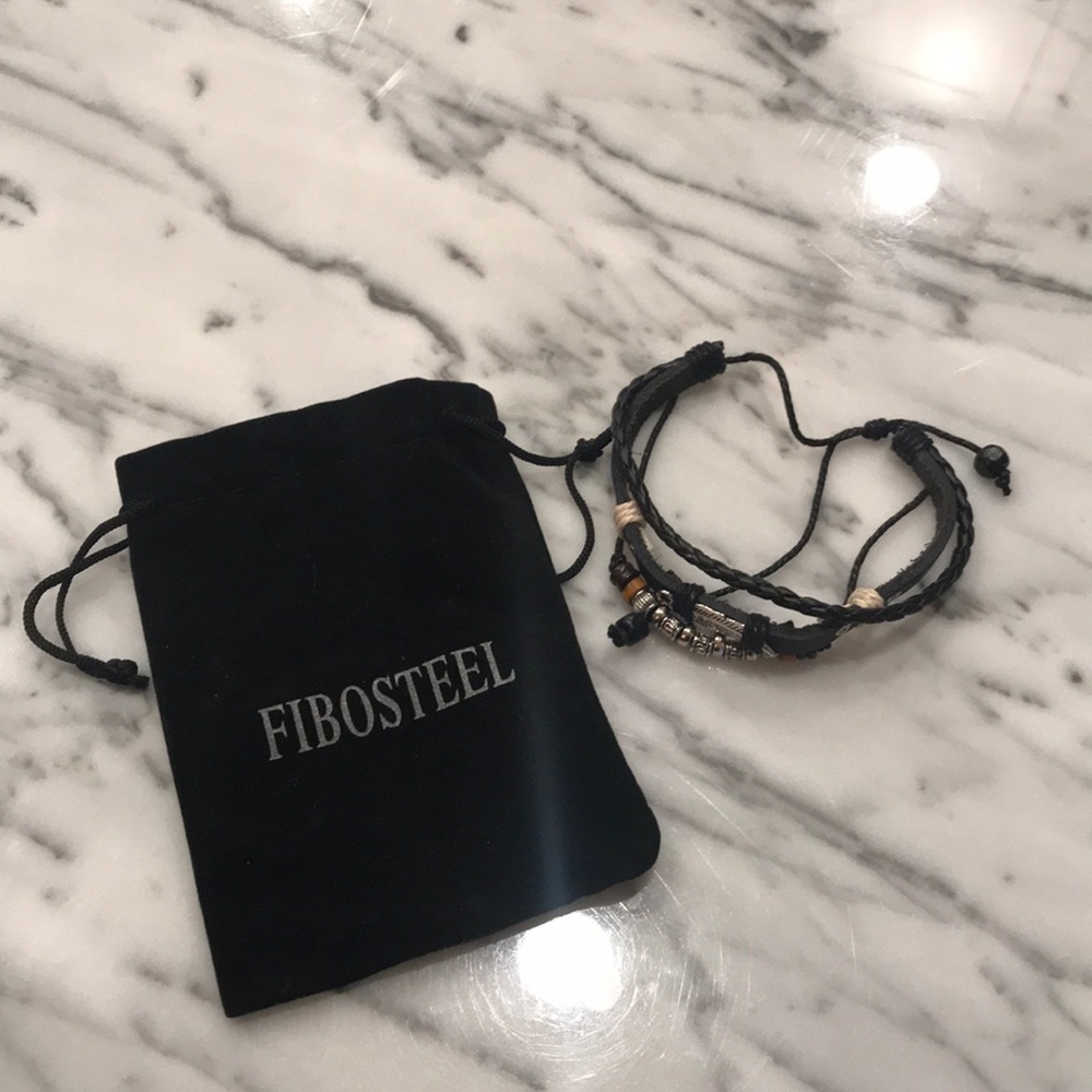BNWT bracelet